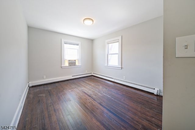 17 Erwin Pl, West Orange Twp., NJ 07052