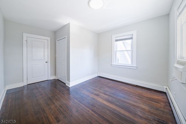 17 Erwin Pl, West Orange Twp., NJ 07052