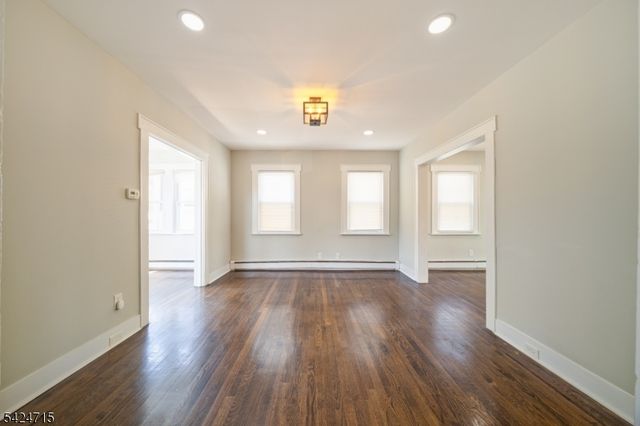 17 Erwin Pl, West Orange Twp., NJ 07052