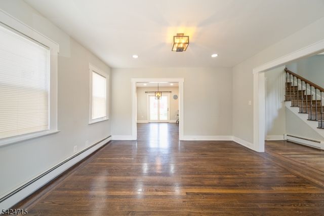 17 Erwin Pl, West Orange Twp., NJ 07052