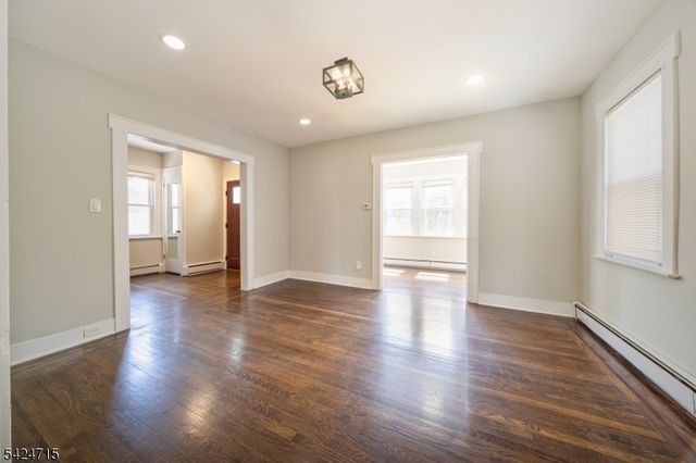 17 Erwin Pl, West Orange Twp., NJ 07052