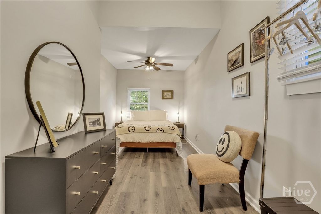 Image 19 of property listing at 920 E 37th Street, Savannah, GA 31401