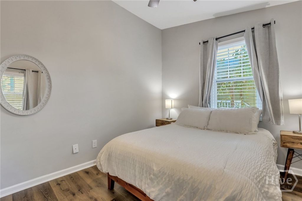 Image 22 of property listing at 920 E 37th Street, Savannah, GA 31401
