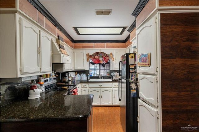 1305 Opal Street, Penitas, TX 78576