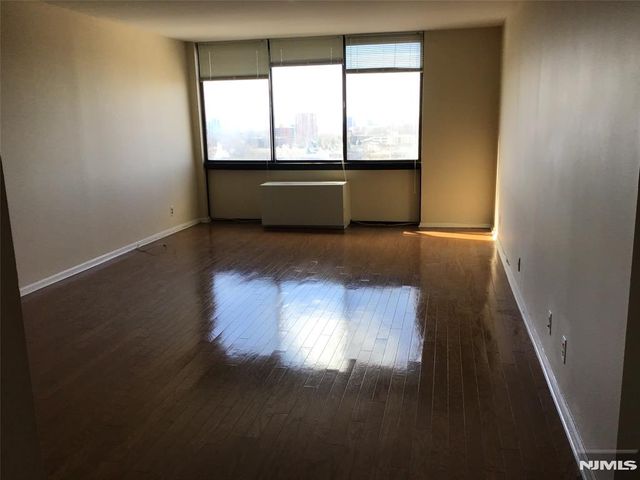 770 Anderson Avenue 14B, Cliffside Park, NJ 07010