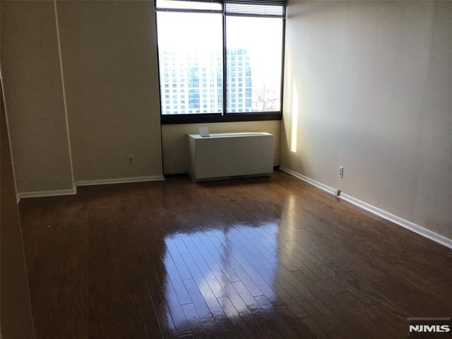 770 Anderson Avenue 14B, Cliffside Park, NJ 07010