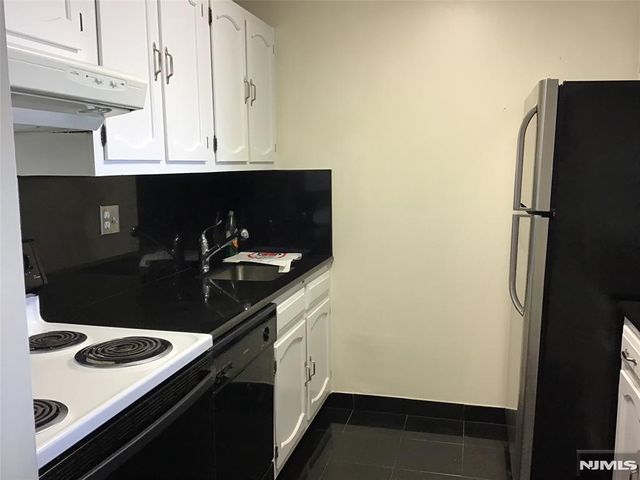 770 Anderson Avenue 14B, Cliffside Park, NJ 07010