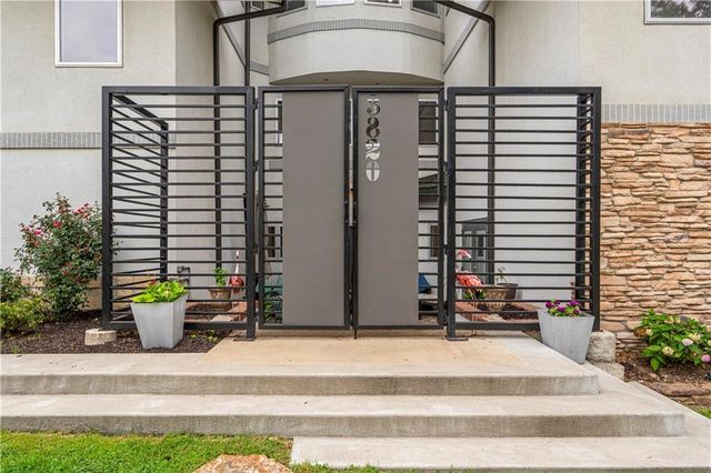 3820 Wyoming Street, Kansas City, MO 64111
