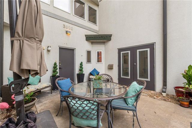 3820 Wyoming Street, Kansas City, MO 64111
