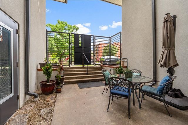 3820 Wyoming Street, Kansas City, MO 64111