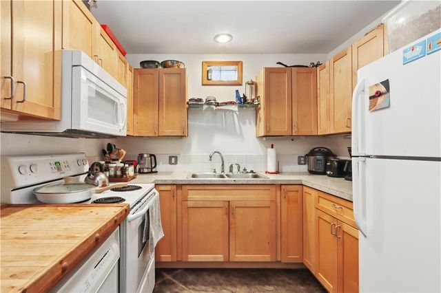 3820 Wyoming Street, Kansas City, MO 64111