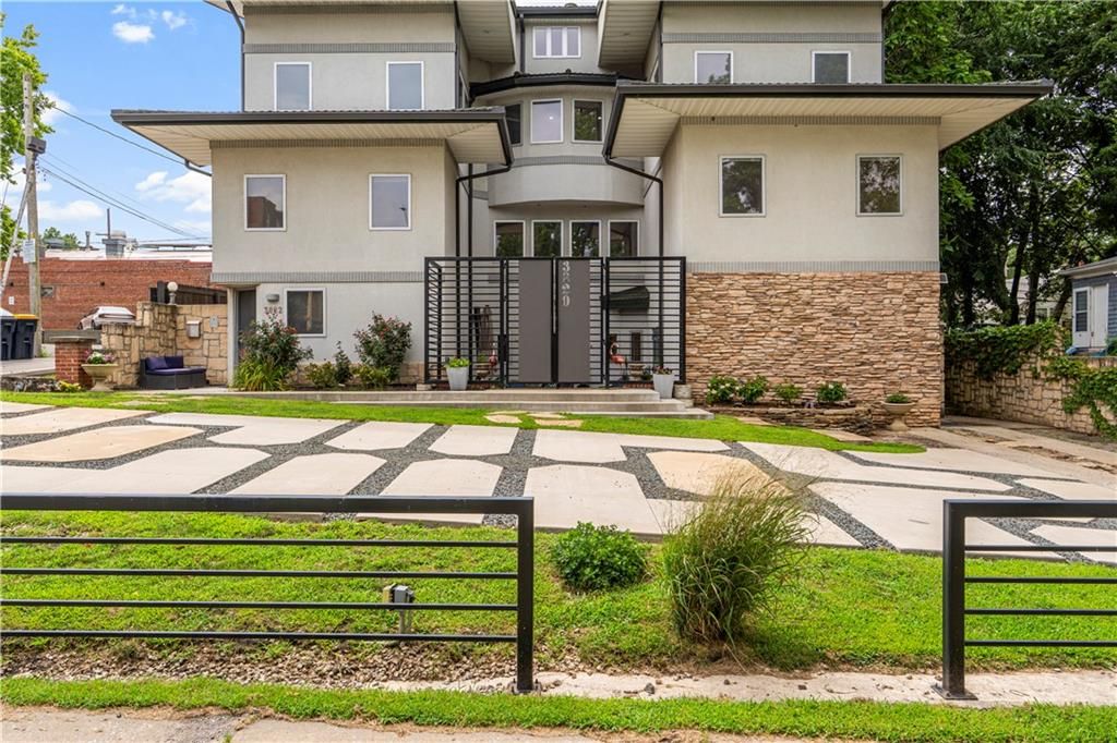 3820 Wyoming Street, Kansas City, MO 64111