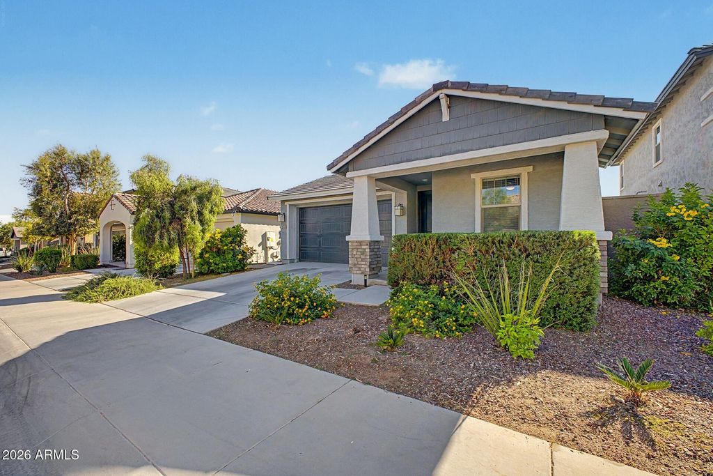 2024 N 210TH Avenue, Buckeye, AZ 85396