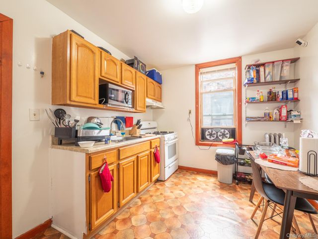 909 Mother Gaston Boulevard, Brooklyn, NY 11212