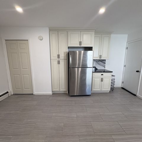 45 Birdsey Street, Bridgeport, CT 06610