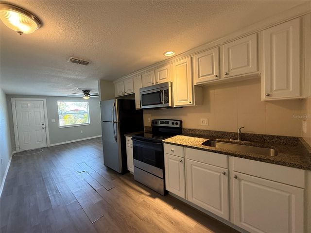 350 N ELMSTREET COURT C, Englewood, FL 34223