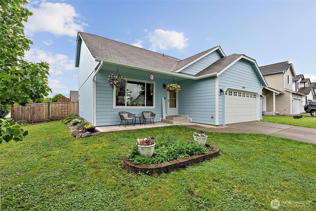 9997 Greenleaf Loop SE, Yelm, WA 98597