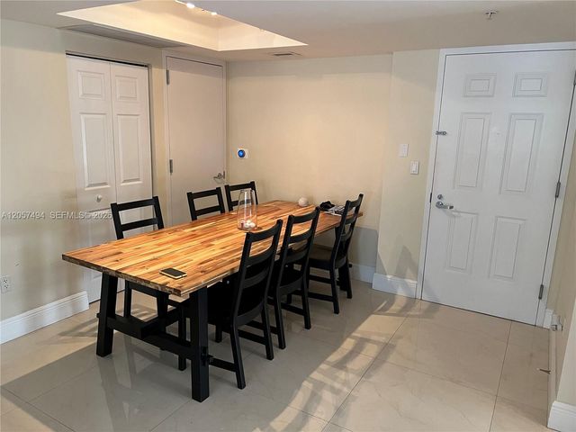 3232 SW 22nd Terrace 201, Miami, FL 33145