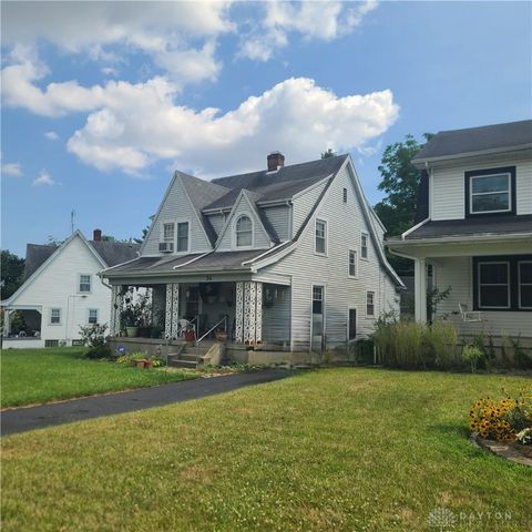 54 Basswood Avenue, Dayton, OH 45405