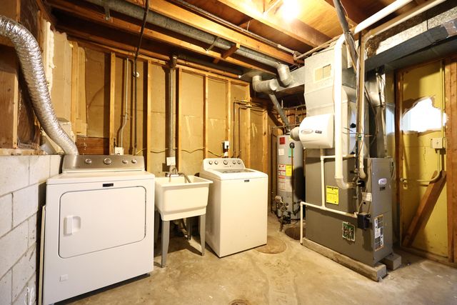 411 Cherry Hill Road, Dyer, IN 46311