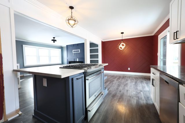 411 Cherry Hill Road, Dyer, IN 46311