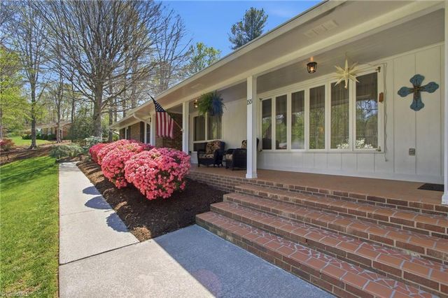 1515 Holly Circle, Wilkesboro, NC 28697