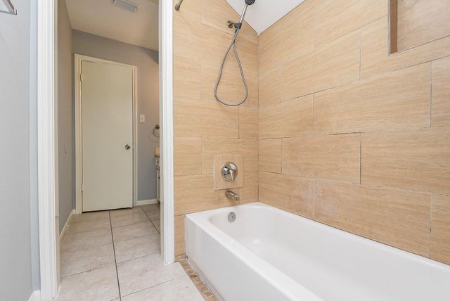 4811 Shatner Drive, Houston, TX 77066