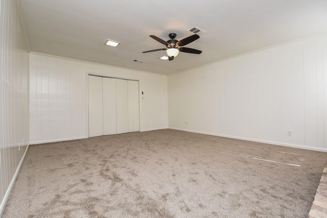 4811 Shatner Drive, Houston, TX 77066