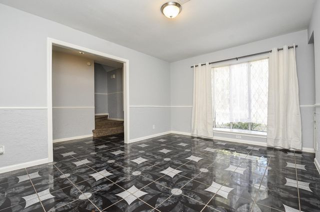 4811 Shatner Drive, Houston, TX 77066