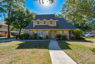 4811 Shatner Drive, Houston, TX 77066
