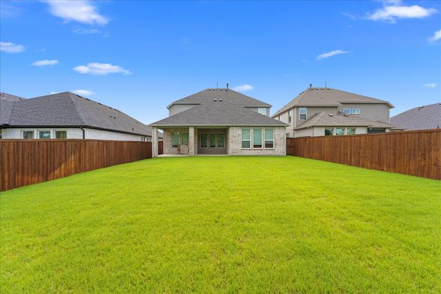 200 Lakeview Drive, Oak Point, TX 75068