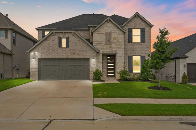 200 Lakeview Drive, Oak Point, TX 75068