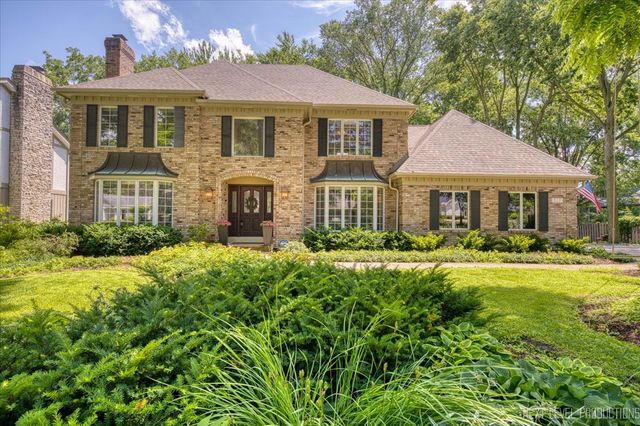 1412 Sherwood Lane, Geneva, IL 60134