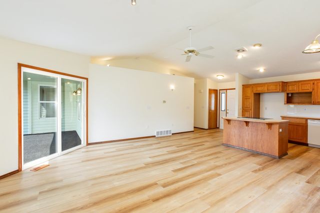 4526 S Cook St, Spokane, WA 99223