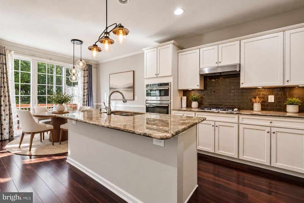 204 ELLSWORTH WAY, MONMOUTH JUNCTION, NJ 08852 — photo 2