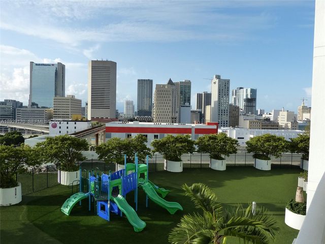 90 SW 3rd St 1110, Miami, FL 33130