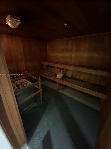 90 SW 3rd St 1110, Miami, FL 33130