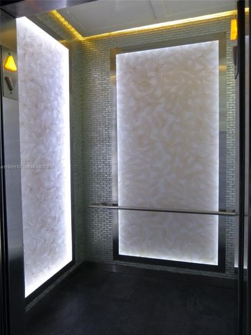 90 SW 3rd St 1110, Miami, FL 33130