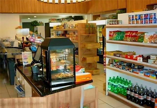 90 SW 3rd St 1110, Miami, FL 33130