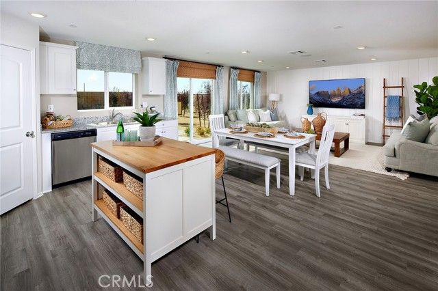 14965 Decarlo Drive, Adelanto, CA 92301