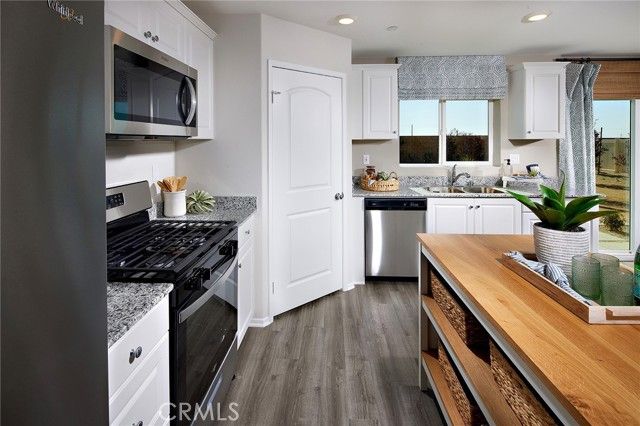 14965 Decarlo Drive, Adelanto, CA 92301