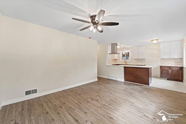 5888 Kolb Avenue, Allen Park, MI 48101