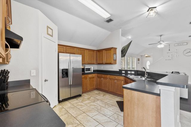 4001 Park Lane, Sanger, TX 76266