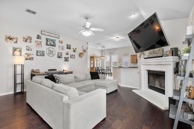 4001 Park Lane, Sanger, TX 76266