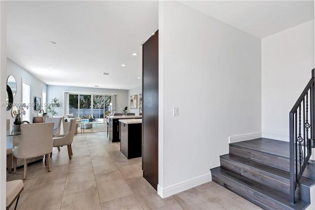 1031 NE 13th Avenue 1031, Fort Lauderdale, FL 33304