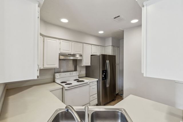 5325 Bent Tree Forest Drive 2230, Dallas, TX 75248