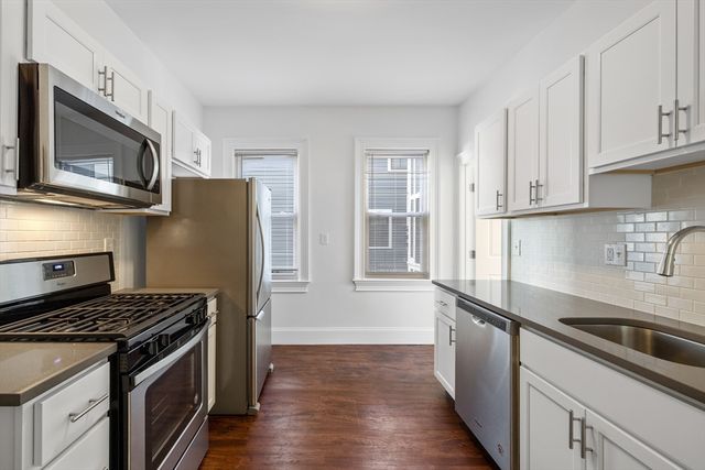 122 Columbia Street 3, Cambridge, MA 02139