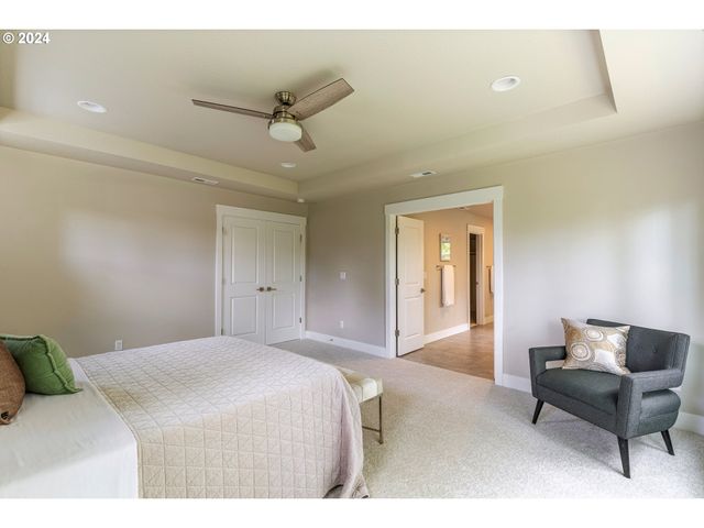 17683 Sw COBB Ln, Beaverton, OR 97007
