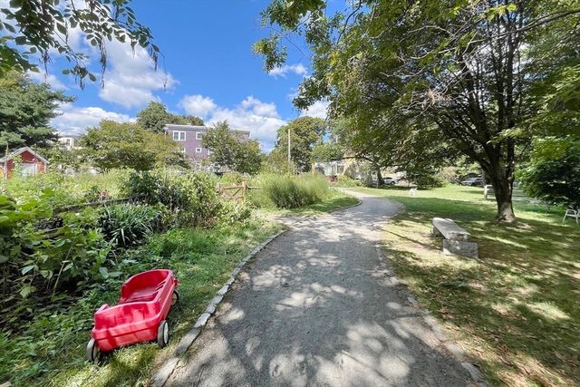 40 Gartland 2, Boston, MA 02130