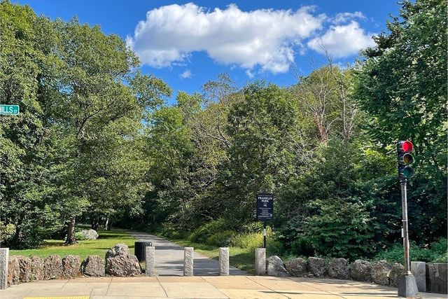 40 Gartland 2, Boston, MA 02130